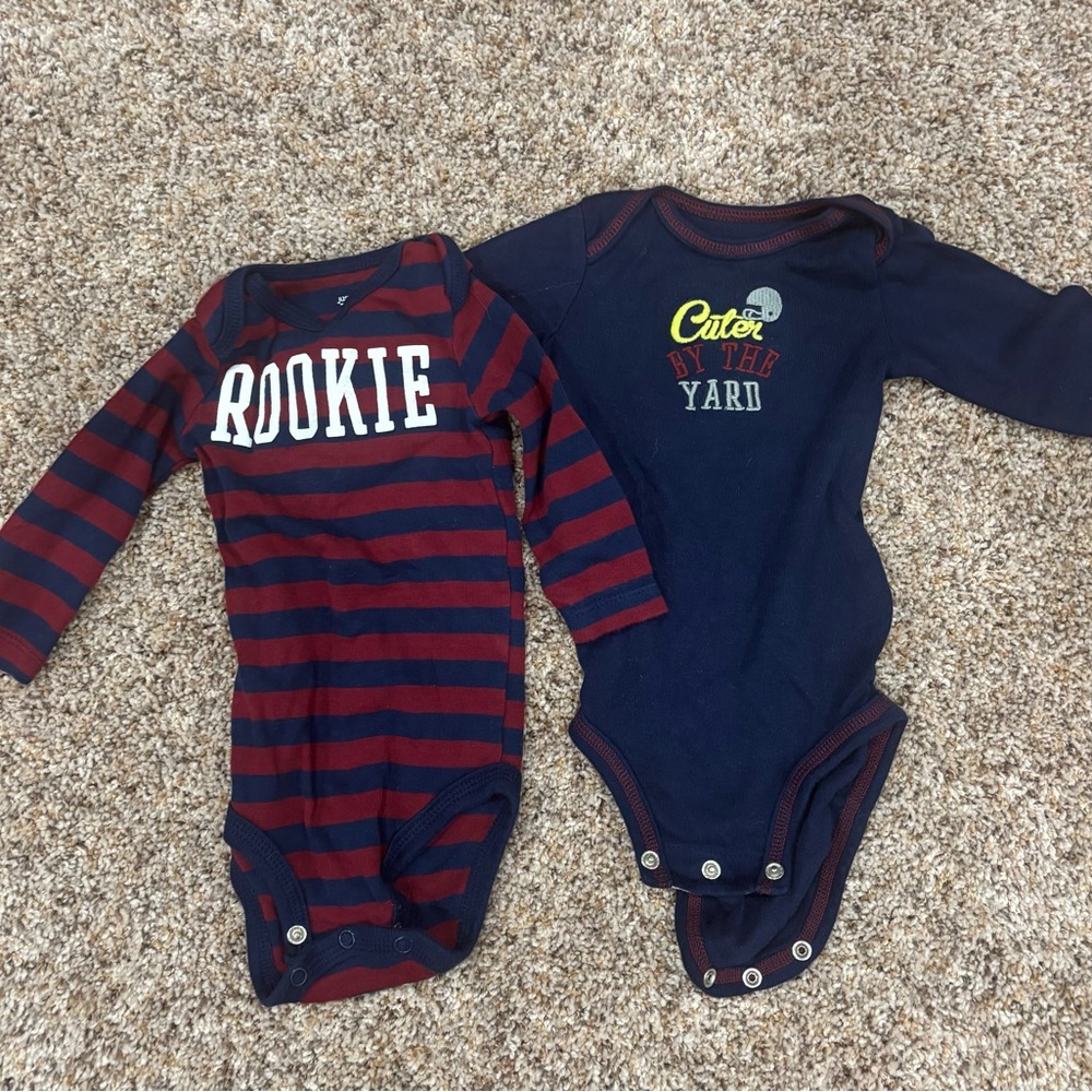 Carter's 6 month body suits